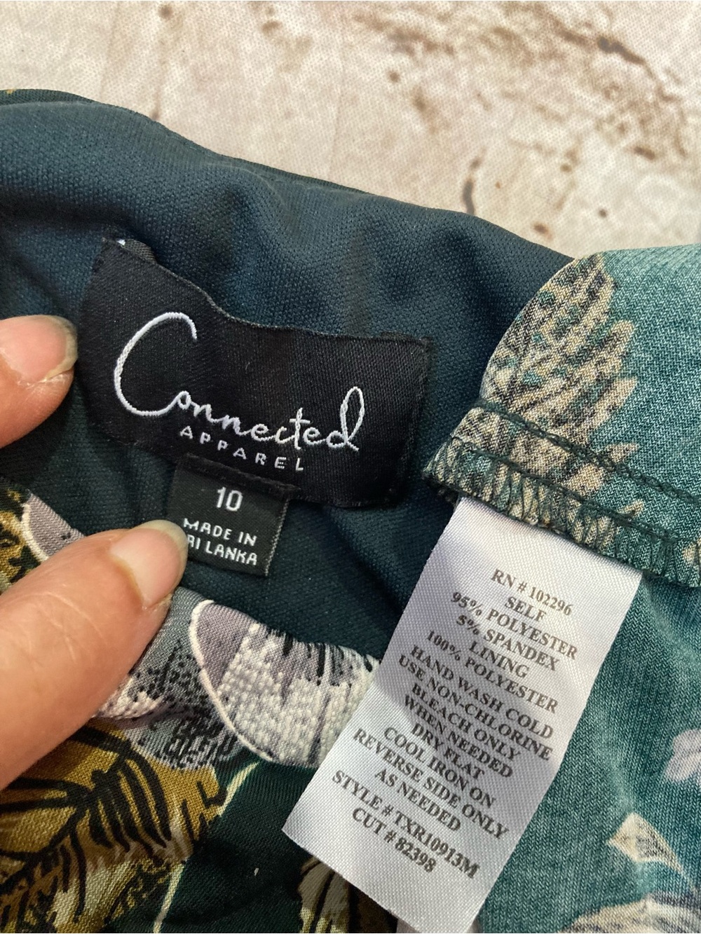 🔥 Connected deep green/multiple colors floral short sleeve ruched detailed dres - Picture 7 of 8
